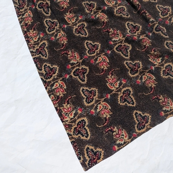 Vintage Petite Long Capped Sleeve (with shoulder pads) Black Dress - Size  8 - Picture 4 of 12